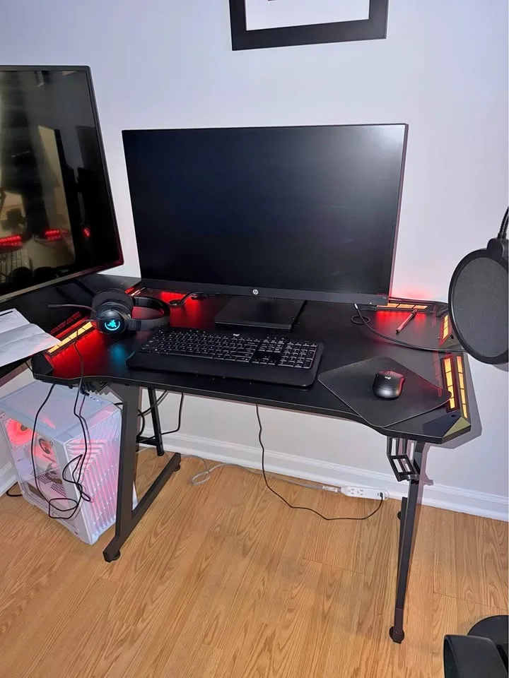 gaming desk