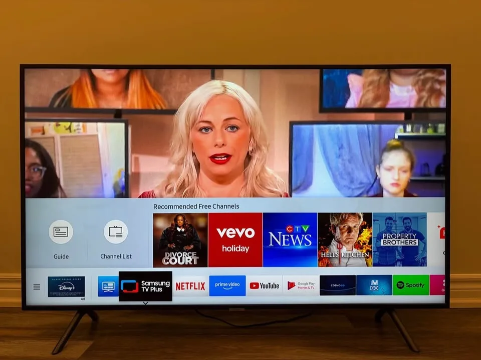 SAMSUNG 55” 4K UHD SMART LED TV image indicator(4)