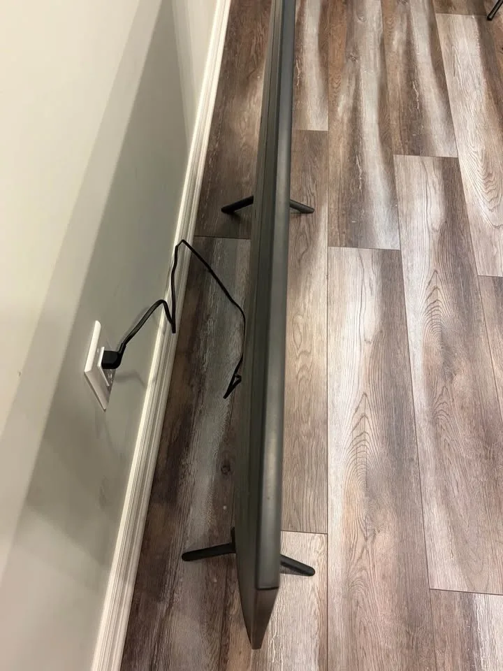 SAMSUNG 55” 4K UHD SMART LED TV image indicator(7)