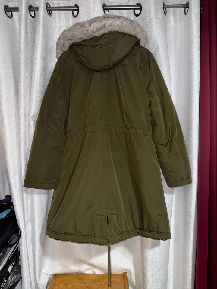 Gap Winter Coat image indicator(3)