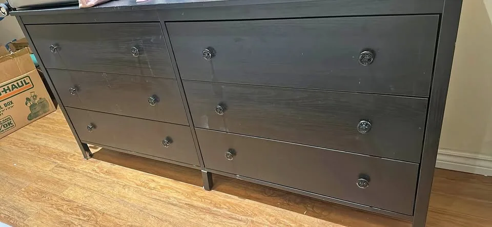 Dresser 6 drawer