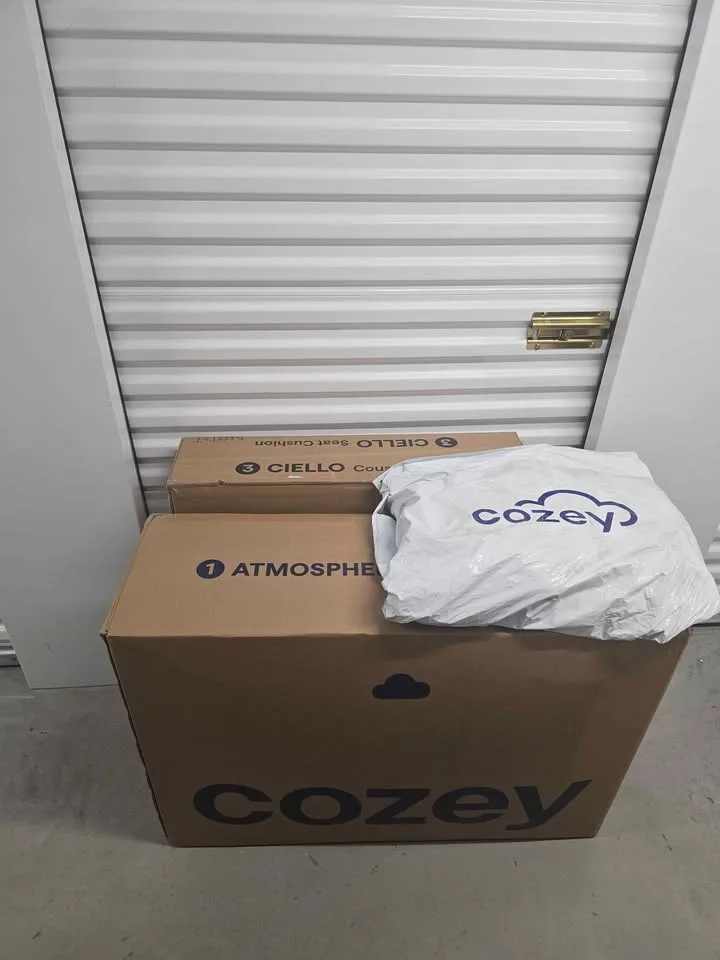 Sofa / With Ottoman image indicator(4)