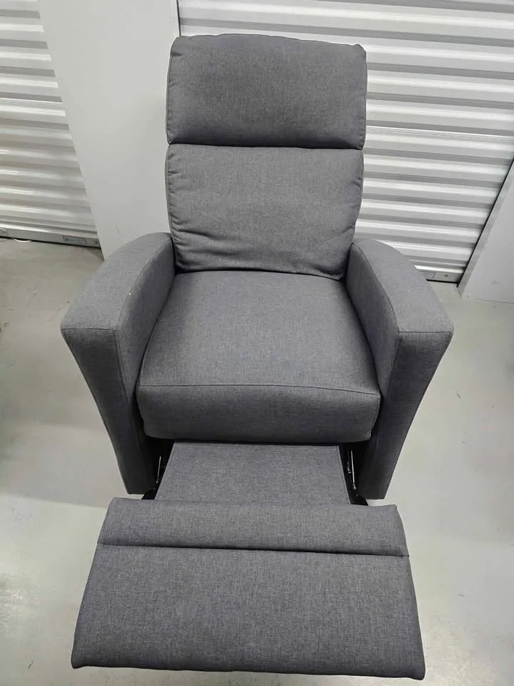 Storkcraft Premium Hoop Glider and Ottoman - Gray/White image indicator(3)