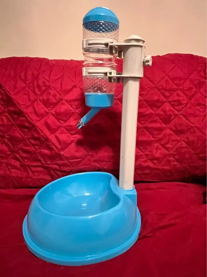 Water and food feeder for pet image indicator(3)