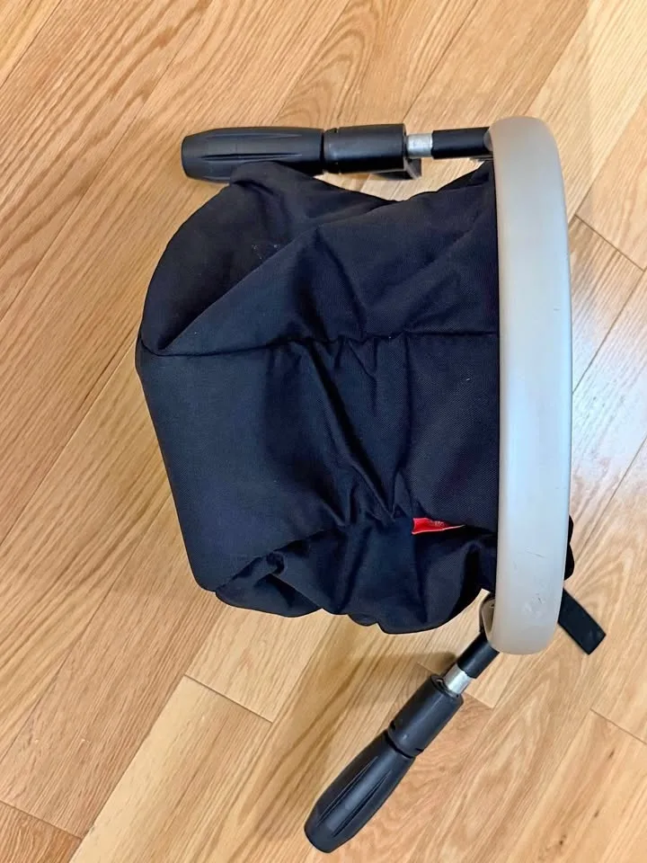 PHIL & TED'S Lobster Chair