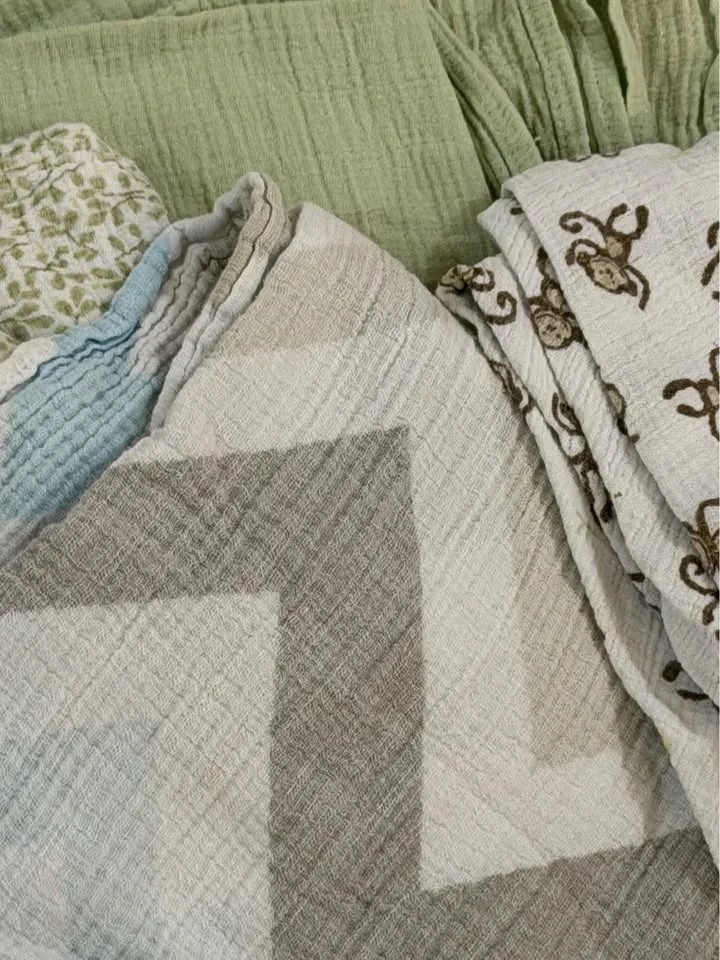 Muslin baby swaddle blankets image indicator(2)