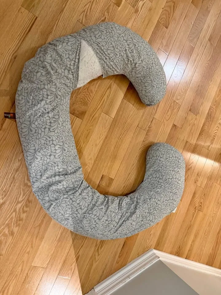 Pregnancy pillow