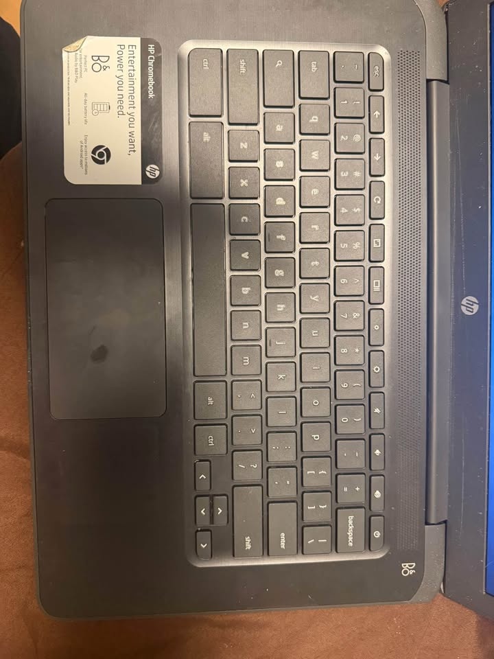 HP Chromebook – Excellent Condition – Fast & Reliable - photo 3