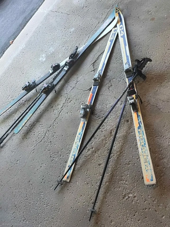 Vintage Fischer & Trac Skis with Poles – Set of 2 image indicator(2)