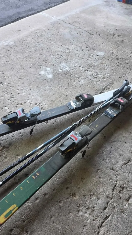 Vintage Fischer & Trac Skis with Poles – Set of 2 image indicator(3)