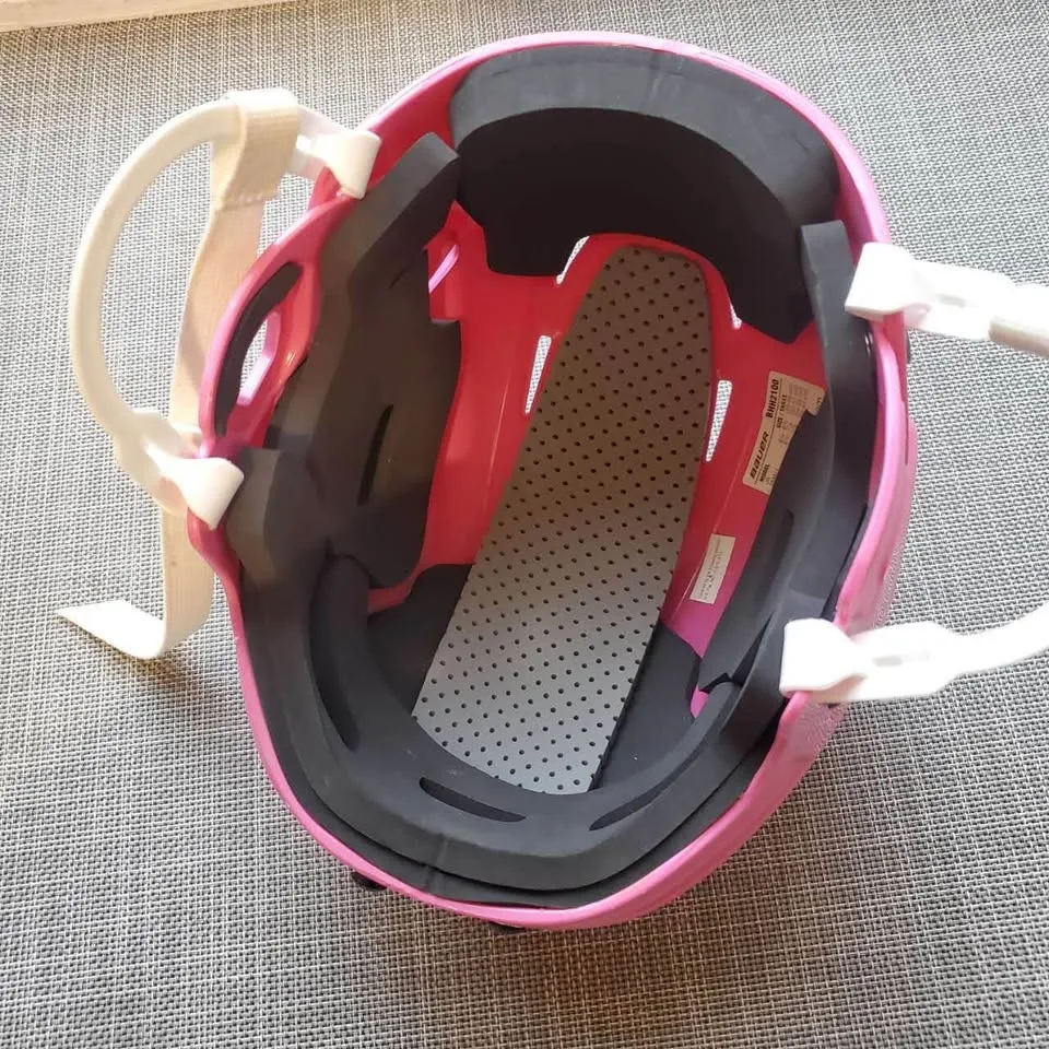 Bauer Pink Hockey Helmet For Girl with face Guard image indicator(6)