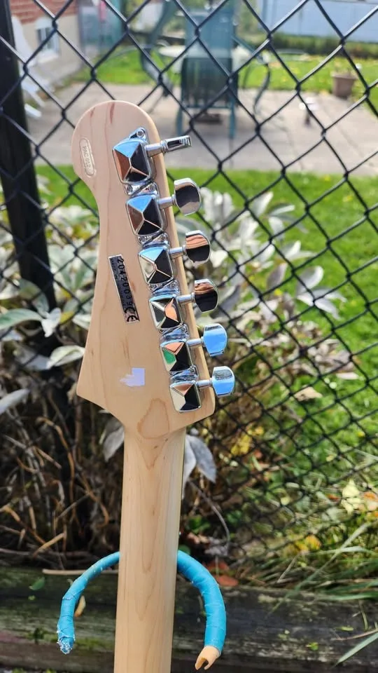 $250 Yamaha Pacifica Electric Guitar - Blue image indicator(6)