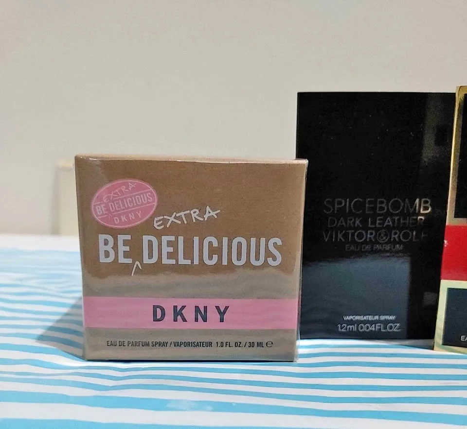 DKNY Be Delicious Extra Eau de Parfum 30ml & 2 samples