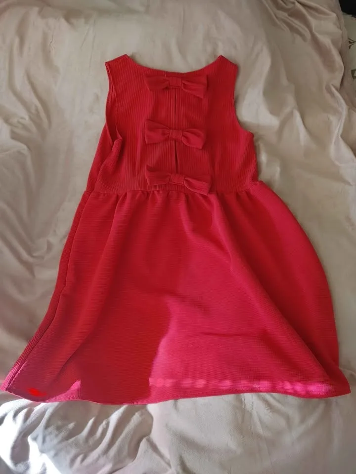 Bright Pink Rib-Knit Dress with Bows on the Back image indicator(2)