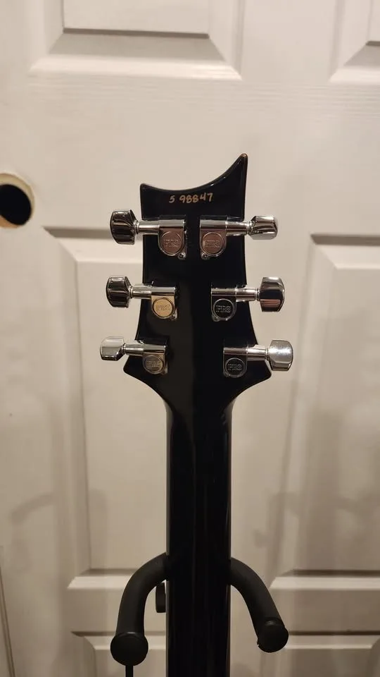 $3000 PRS Custom 22 Electric Guitar (2005) – Black image indicator(5)