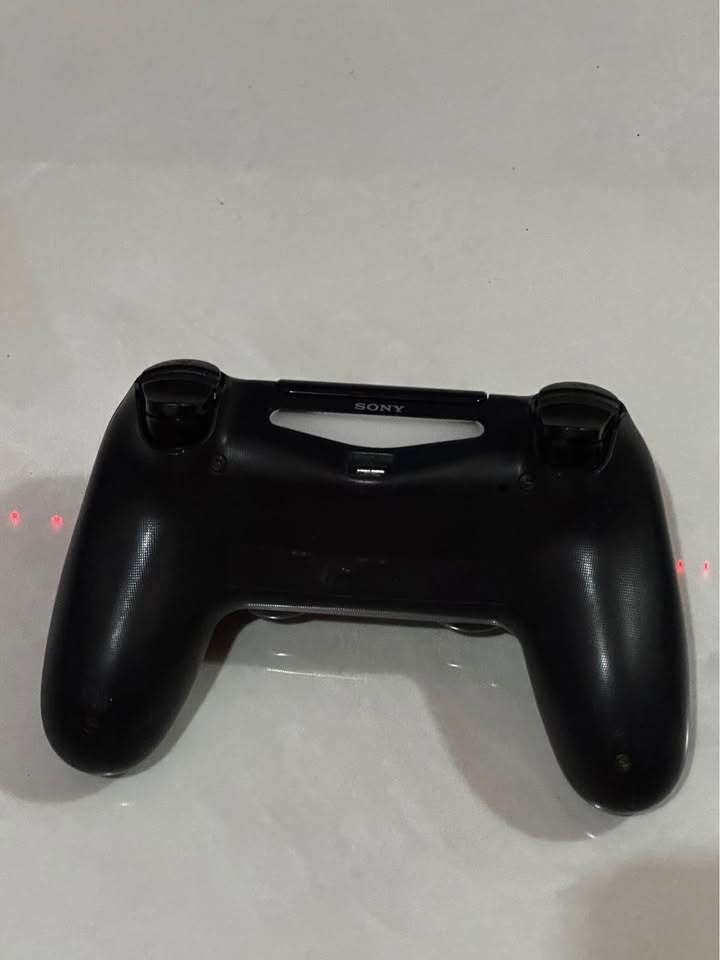 PlayStation 4 (PS4 500GB) - photo 3