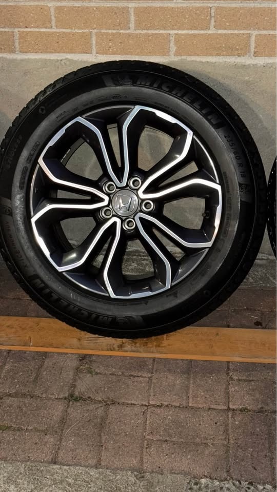 235/60R18 Honda CR-V OEM Touring Michelin winter set - photo 3