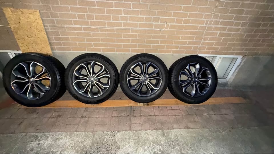 235/60R18 Honda CR-V OEM Touring Michelin winter set - photo 5