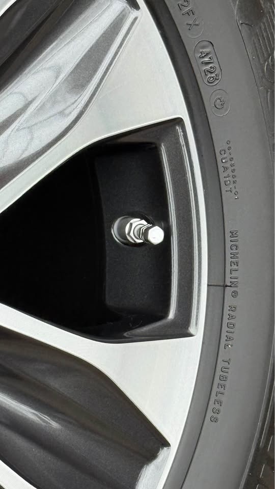 235/65R18 Toyota Highlander winter package - photo 5