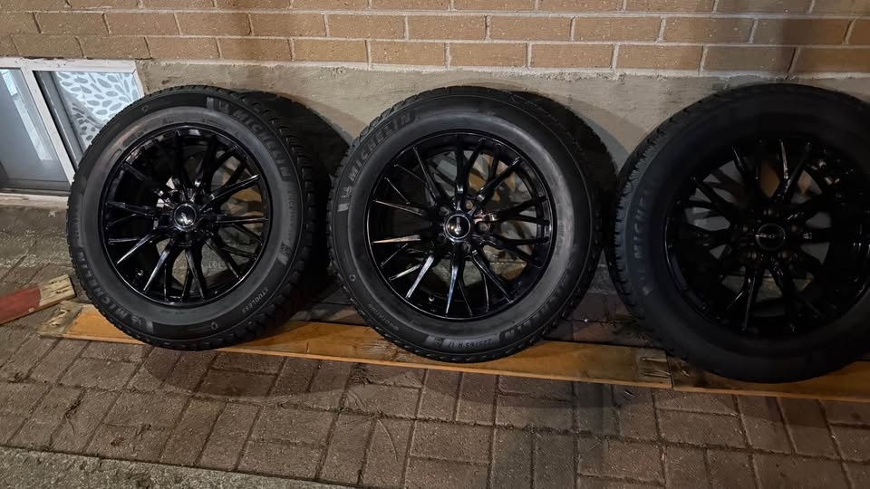 225/65R17 Michelin S SUV Winter Tires Toyota RAV4 - photo 3