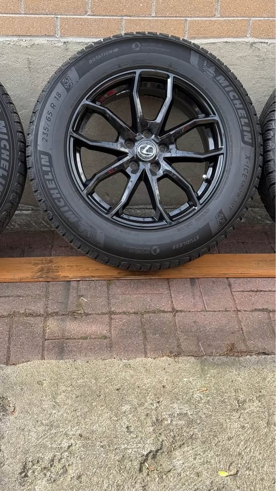 235/65R18 Lexus RX Michelin winter tires with rims - photo 3