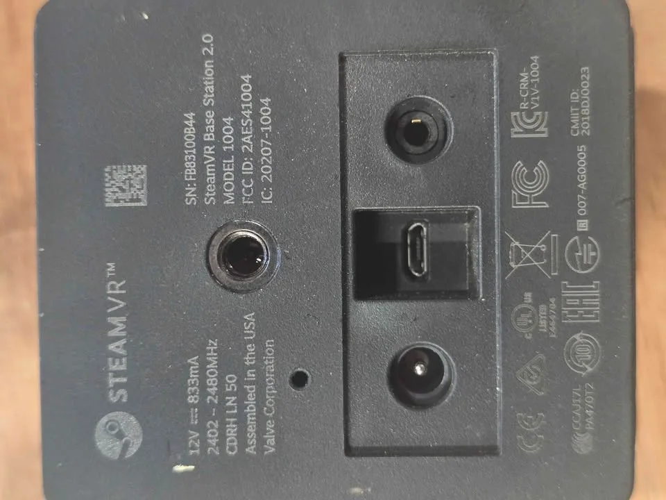 HTC SteamVR Base Station 2.0 99HATV000-00 VR0572 image indicator(4)