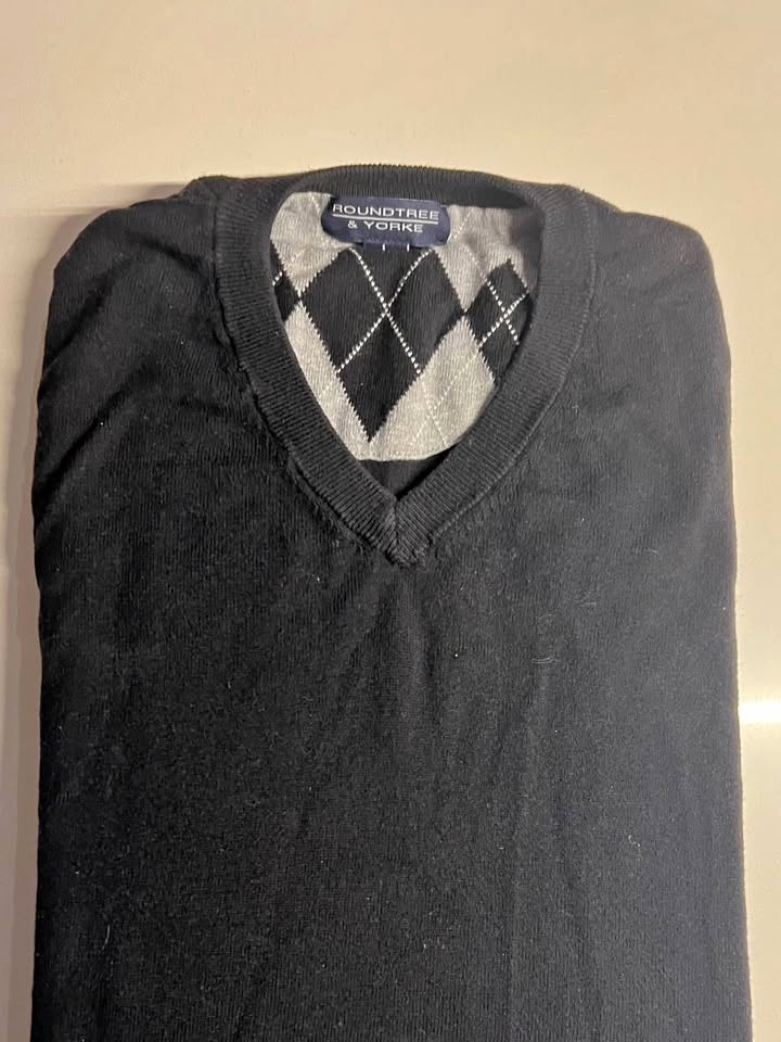 Men’s Large Sweater