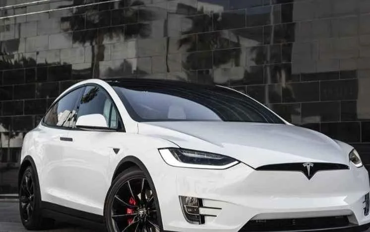 TST 20" Tesla Model X Rims and Tire Package (Set of 4) image indicator(3)