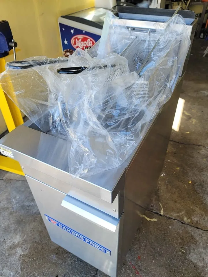 Bakers Pride Deep Fryer (Liquid Propane) image indicator(8)