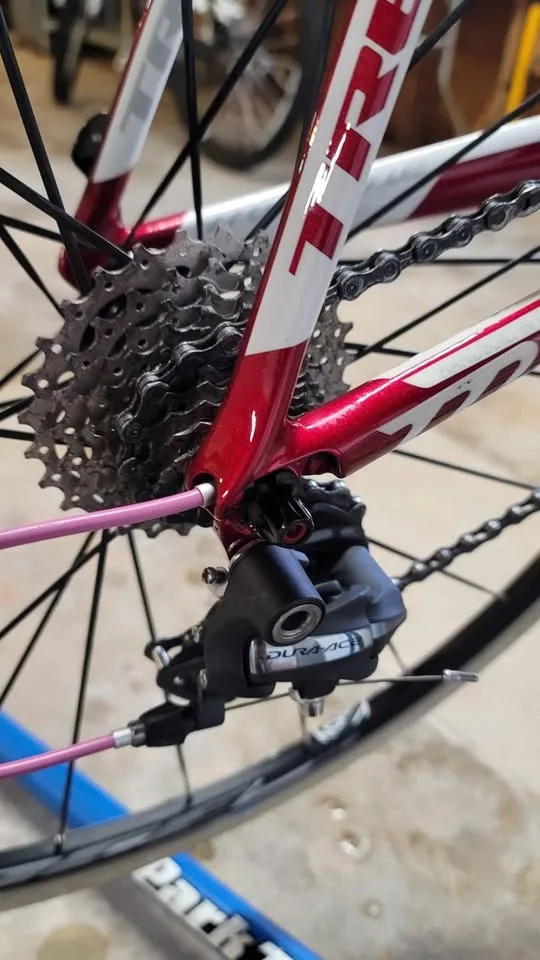 TREK Racing Road Bicycle Madone 50 CM H3 image indicator(5)