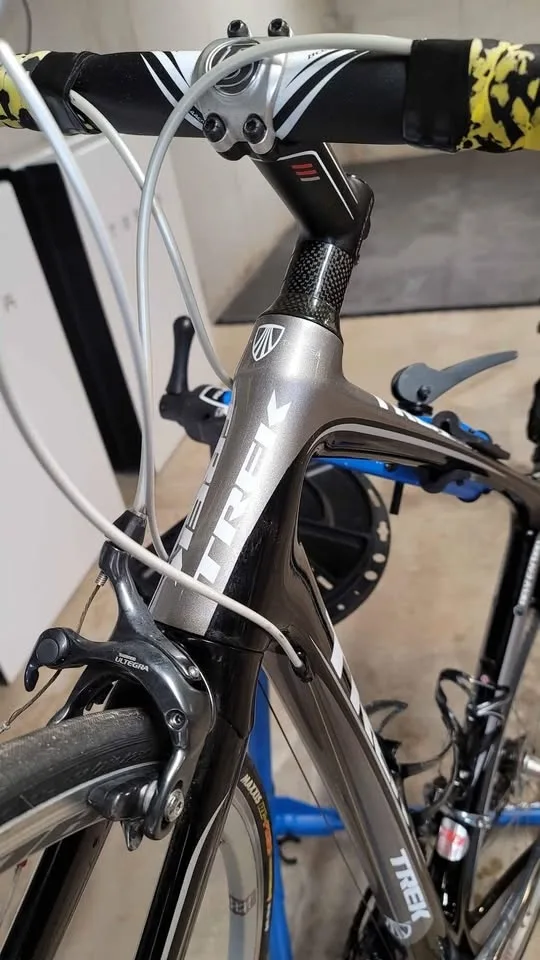 TREK Racing Bicycle EN14781 Madone 5.2 image indicator(4)