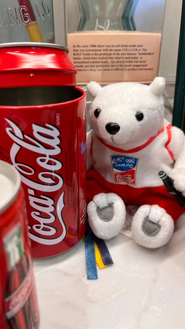 Various Coca Cola collectibles image indicator(7)