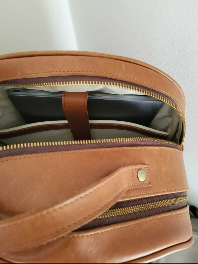 100% Genuine Leather Backpack - Made in Canada - photo 4