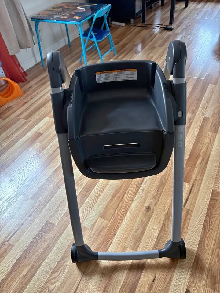 7 in 1 Graco highchair