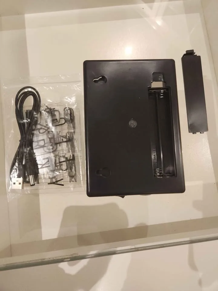 Cinema style light box with lettering image indicator(2)