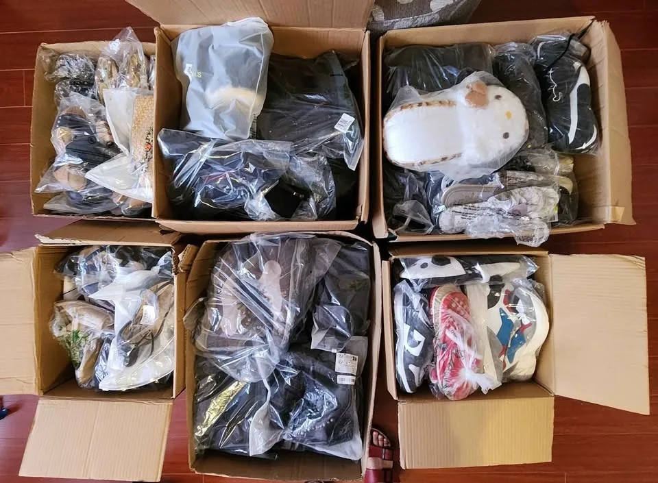 Women's tall leather boots black size 6.5 image indicator(4)