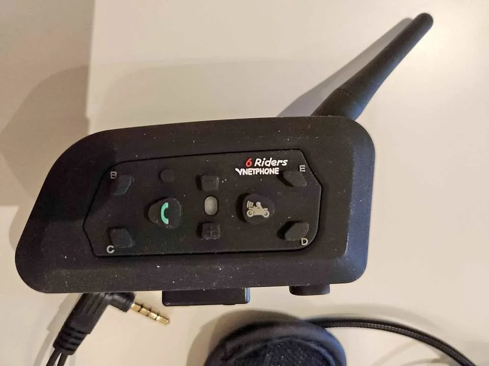 Vnetphone 6 Riders motorcycle helmet intercom system