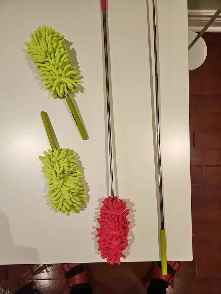 Telescopic extendable Duster with microfiber cloth (4x)