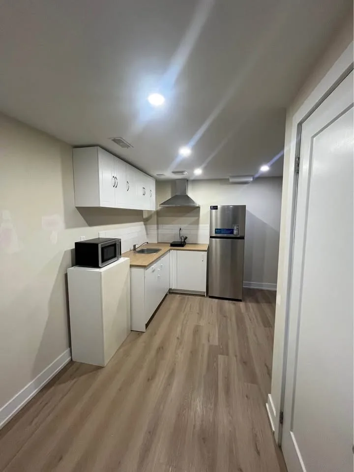 1 Bedroom suite for rental image indicator(8)