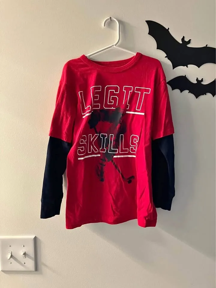 Boys Long Sleeve Hockey Shirt Size Medium (7/8) Children’s Place