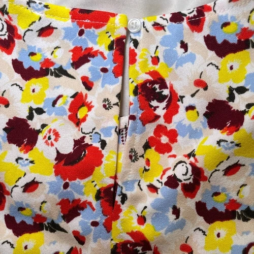 Ann Taylor Floral Top with Tie sz S - photo 4
