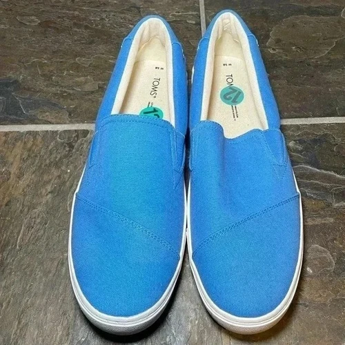 Toms canvas slip on shoes sz 12