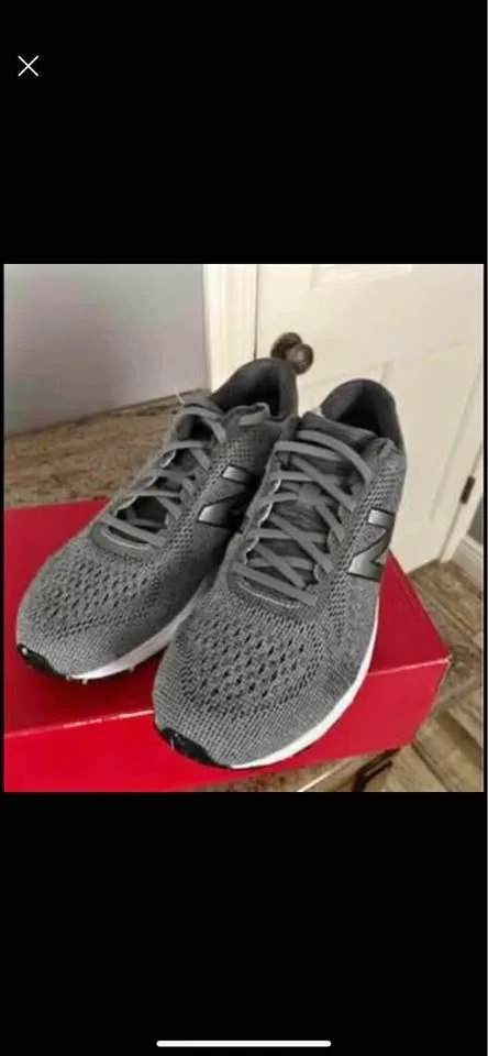 NEW BALANCE SNEAKERS FOR MEN SIZE 9.5 (4EE WIDE FOOT)