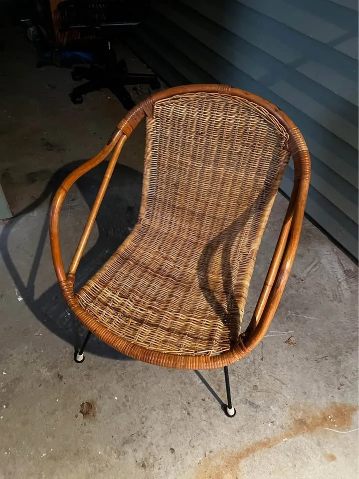 Vintage Rattan Wicker Accent Chair – Great Condition image indicator(3)
