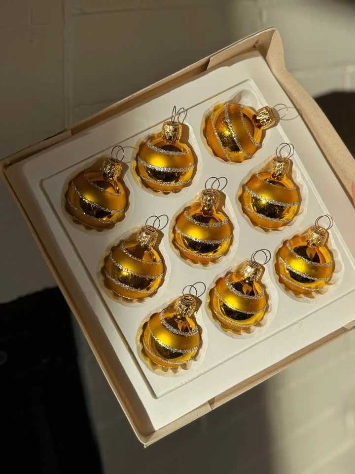 Vintage Small Glass Christmas Ornaments Woolcrest Box of 9 image indicator(3)