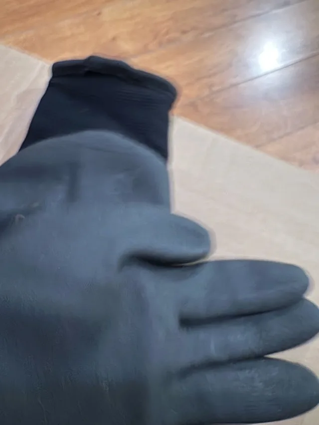 Ninja Ice Gloves - 2 Pairs, Size Large image indicator(4)