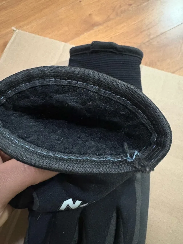 Ninja Ice Gloves - 2 Pairs, Size Large image indicator(5)