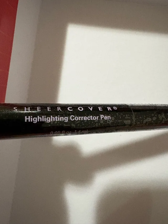 Sheer Cover Corrector Pen image indicator(4)