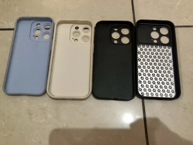 iPhone 15 Pro Cases image indicator(2)