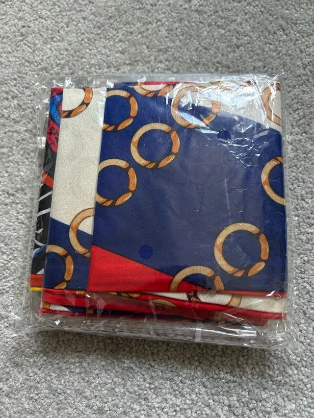 3-Pack Satin Edge Laying Scarves image indicator(4)